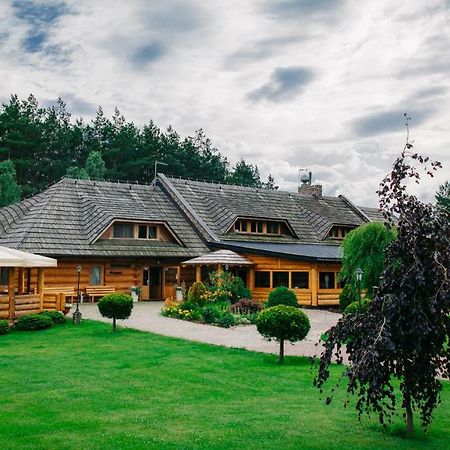 Daglezjowy Dwor Hotel Осек Екстериор снимка