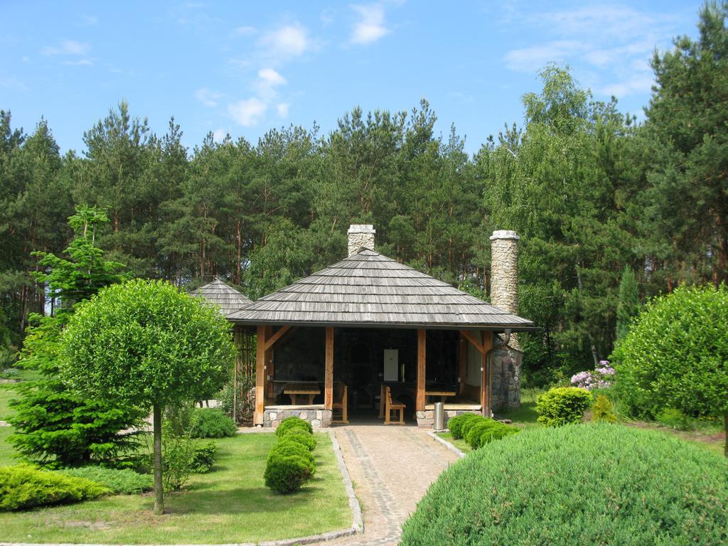 Daglezjowy Dwor Hotel Осек Екстериор снимка